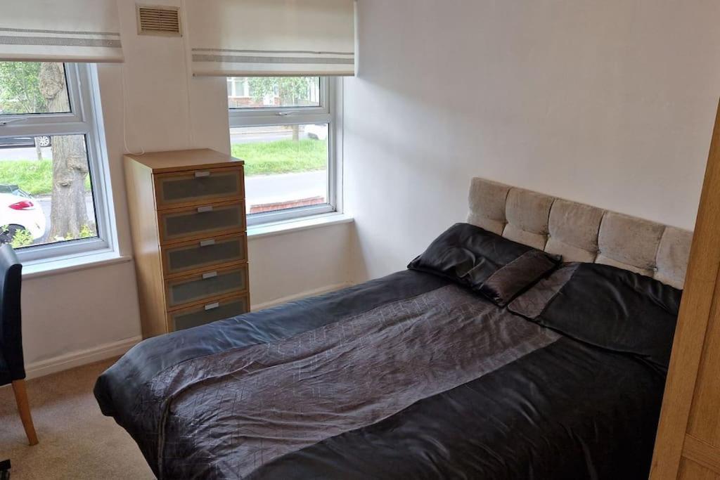 4 Bedroom Perfect Home For The Family Getaway Birmingham Ngoại thất bức ảnh
